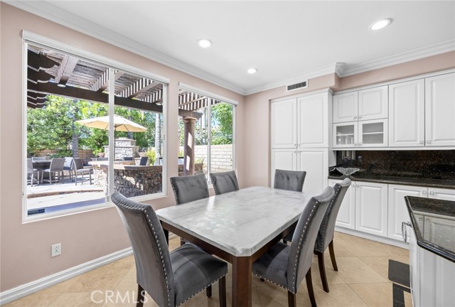 MLS #WS25233803 image #8