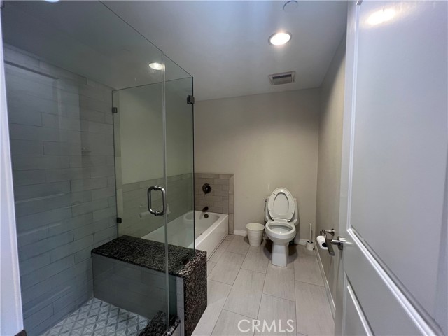 MLS #WS25234661 image #8