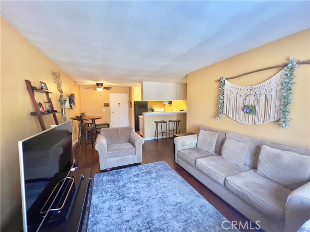MLS #WS25234743 image #8