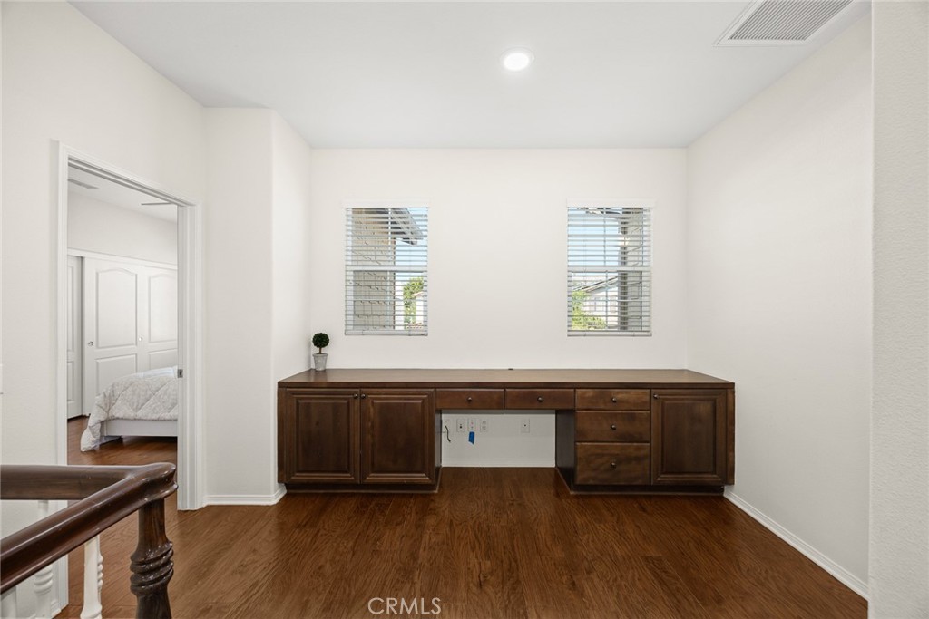 MLS #WS25234845 image #20