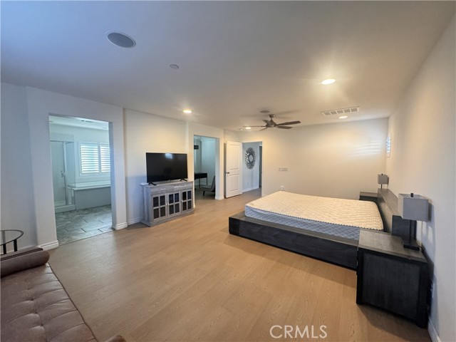 MLS #WS25234959 image #21