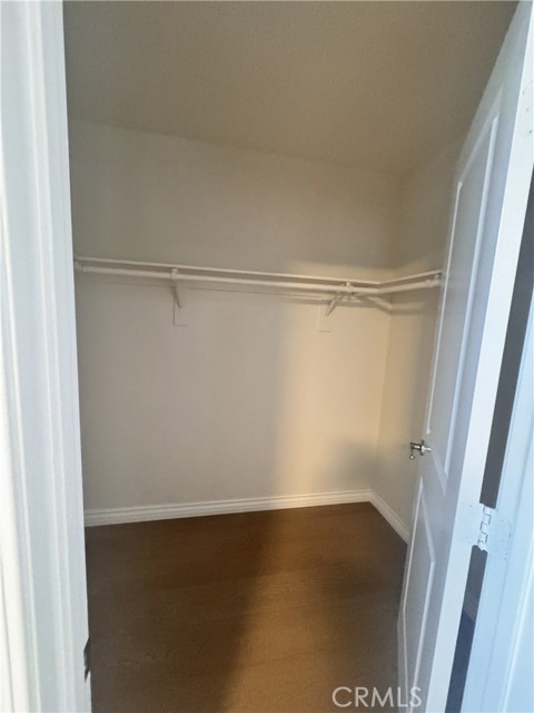 MLS #WS25234959 image #32