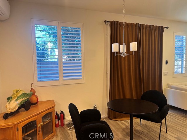 MLS #WS25234959 image #9