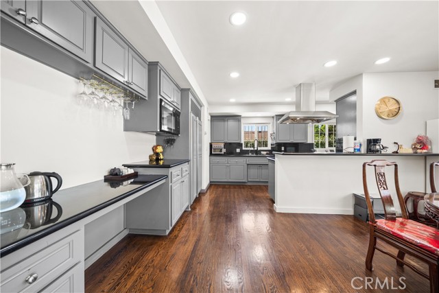 MLS #WS25235022 image #1