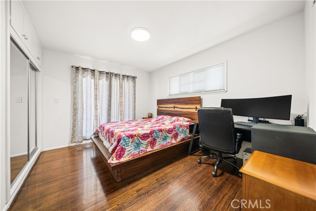 MLS #WS25235022 image #9