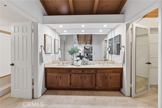 MLS #WS25235376 image #19