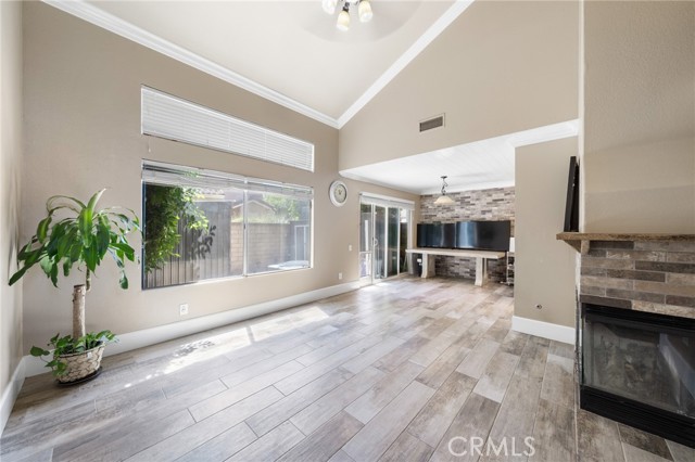 MLS #WS25235996 image #12