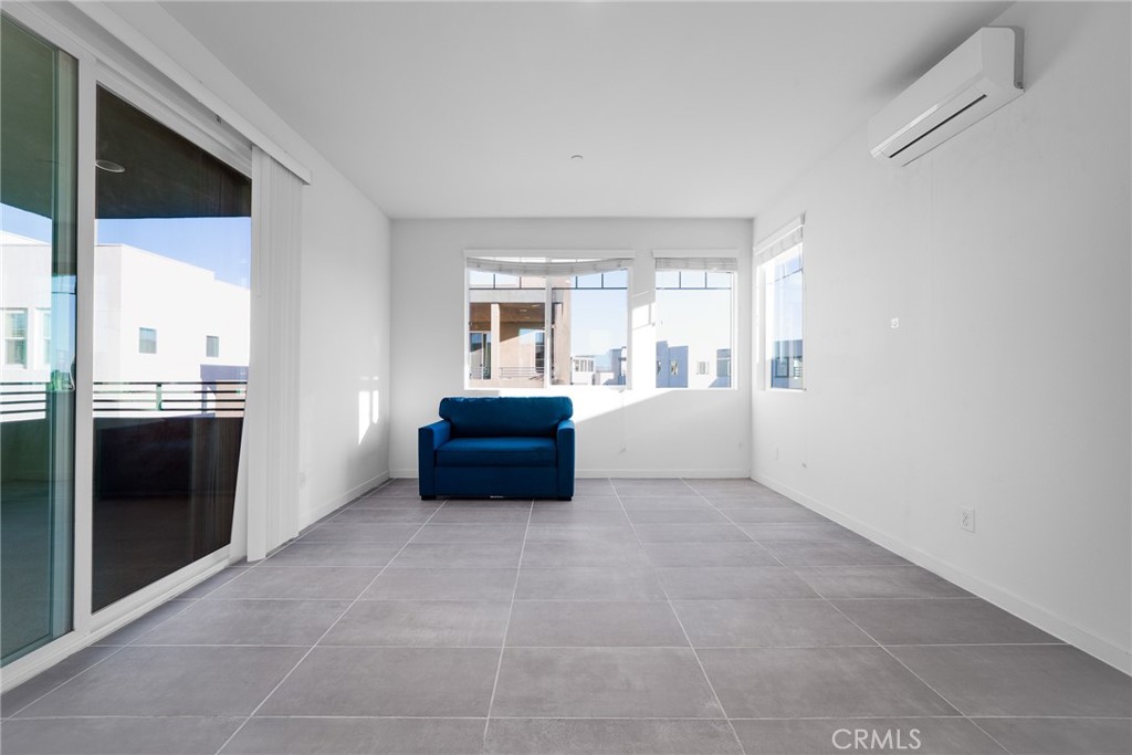 MLS #WS25236190 image #22