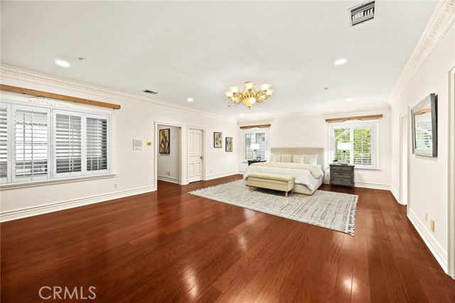 MLS #WS25236257 image #18