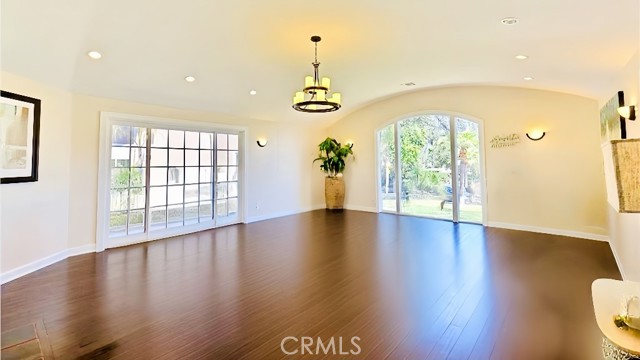 MLS #WS25236703 image #1