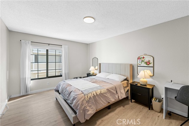 MLS #WS25236934 image #5