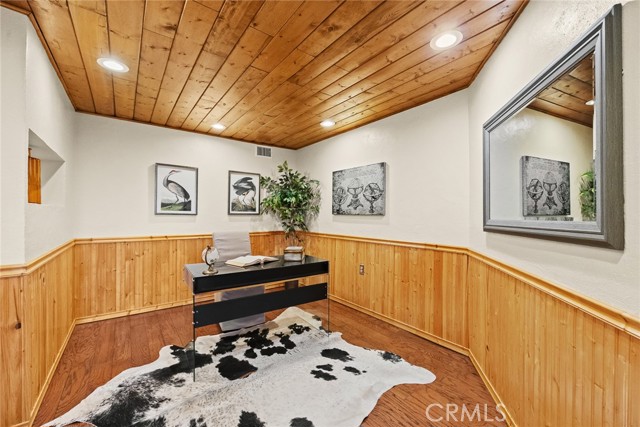 MLS #WS25237212 image #12