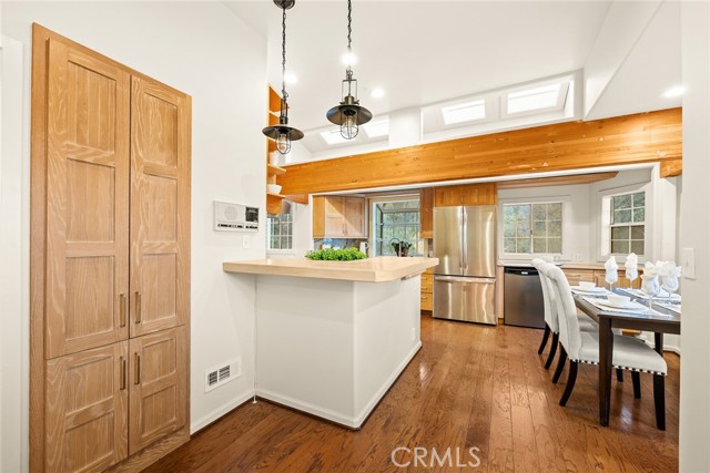 MLS #WS25237212 image #6