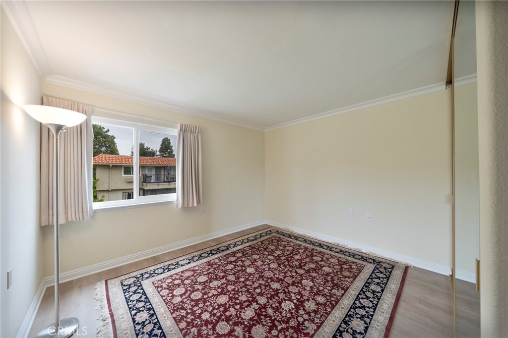 MLS #WS25237530 image #10