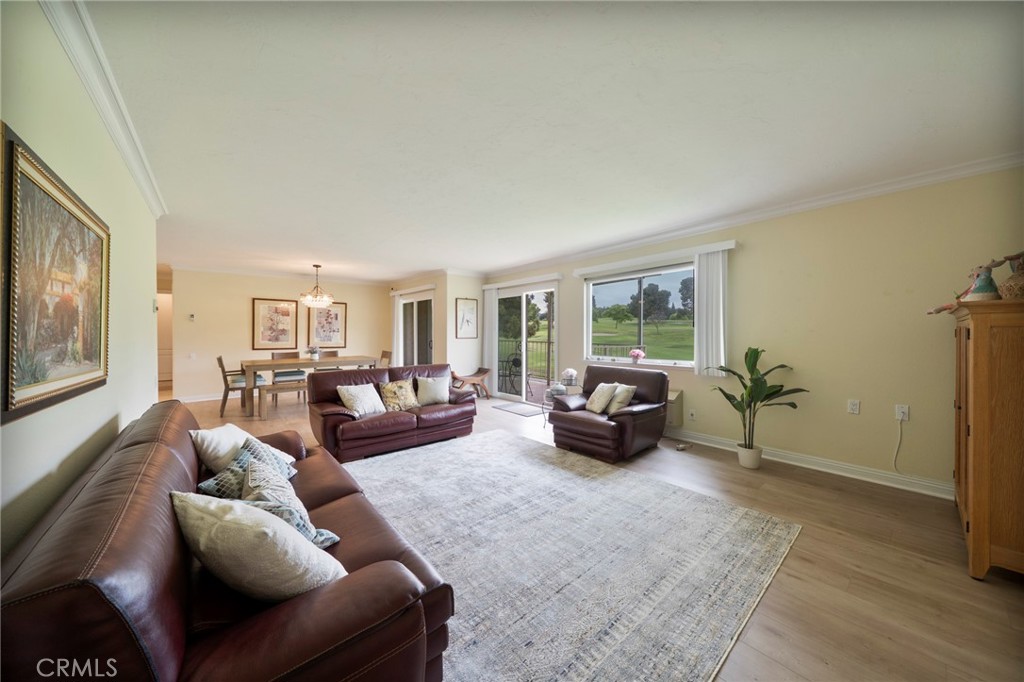 MLS #WS25237530 image #5