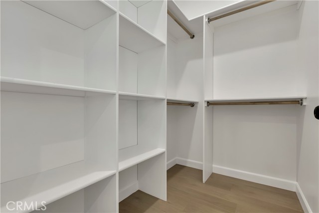 MLS #WS25238094 image #12