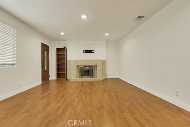 MLS #WS25238094 image #22