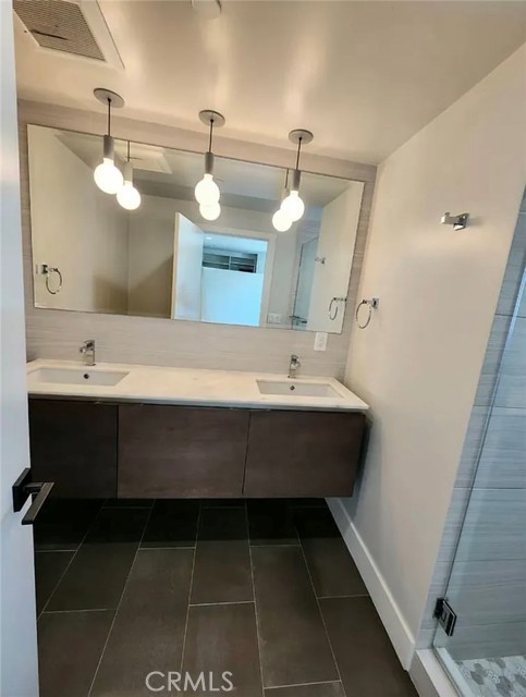 MLS #WS25238711 image #10