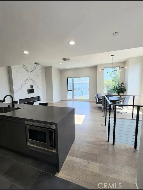 MLS #WS25238711 image #17