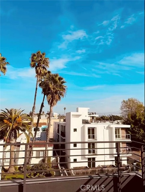 MLS #WS25238711 image #2