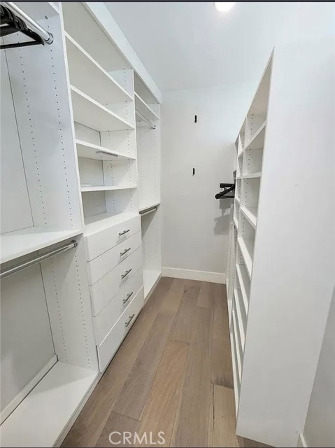 MLS #WS25238711 image #8