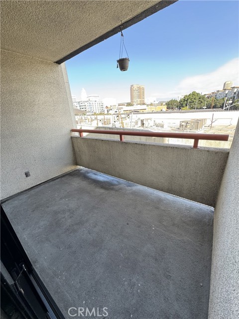 MLS #WS25238776 image #10