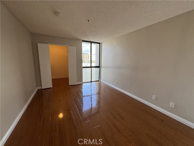 MLS #WS25238776 image #13