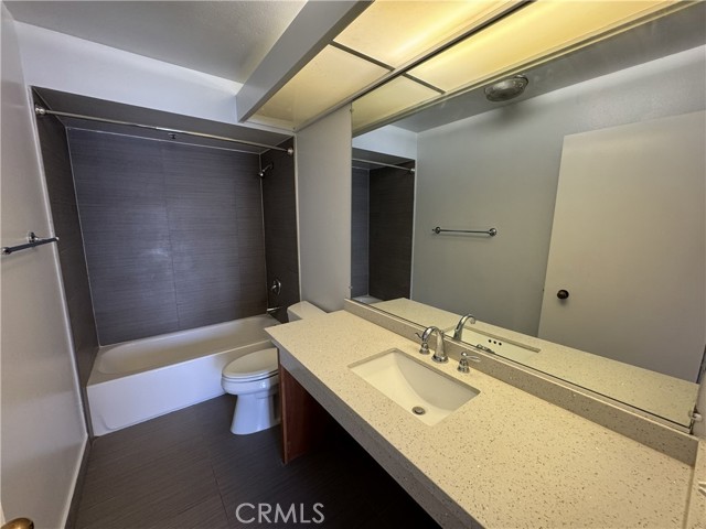 MLS #WS25238776 image #14