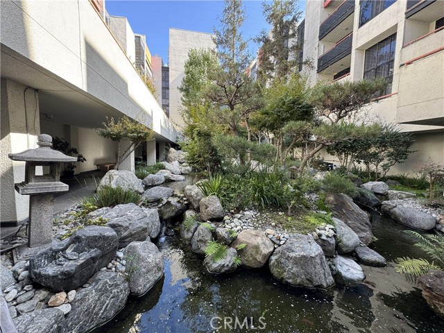 MLS #WS25238776 image #15