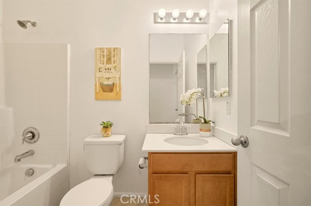 MLS #WS25238782 image #9