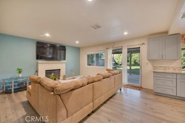 MLS #WS25239015 image #14