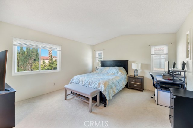 MLS #WS25239015 image #18