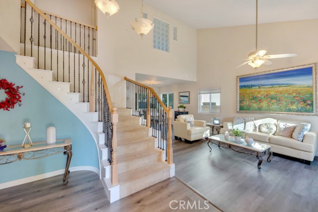 MLS #WS25239015 image #2