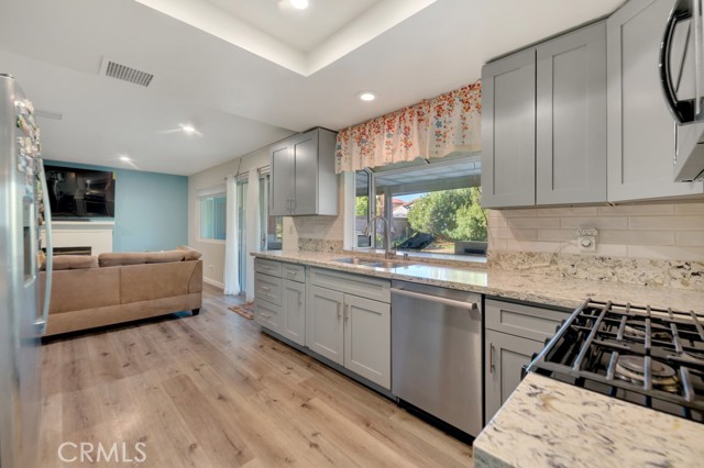 MLS #WS25239015 image #8