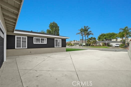 MLS #WS25239158 image #2