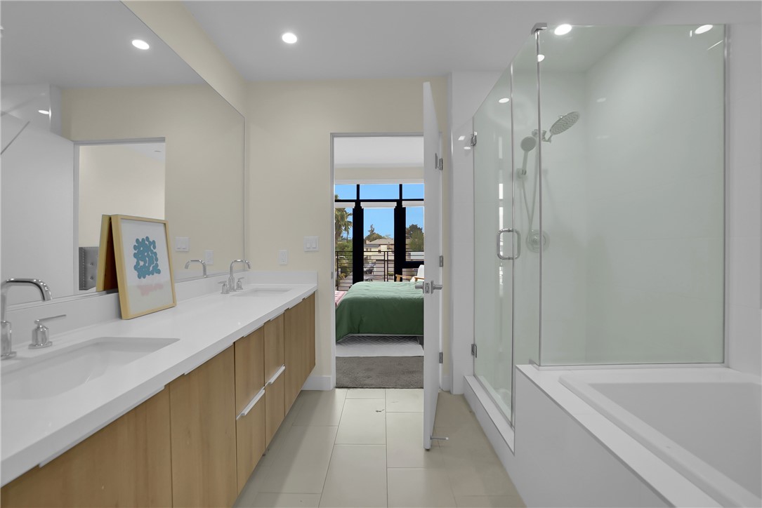 MLS #WS25239758 image #12