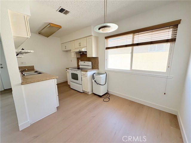 MLS #WS25239874 image #3