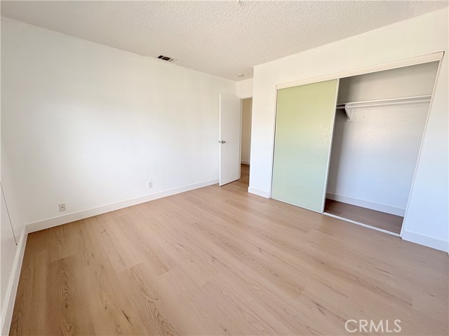 MLS #WS25239874 image #6