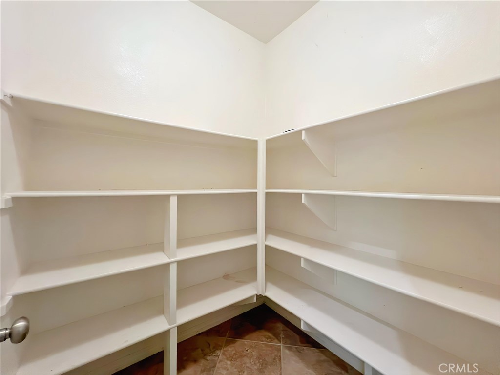 MLS #WS25240067 image #33