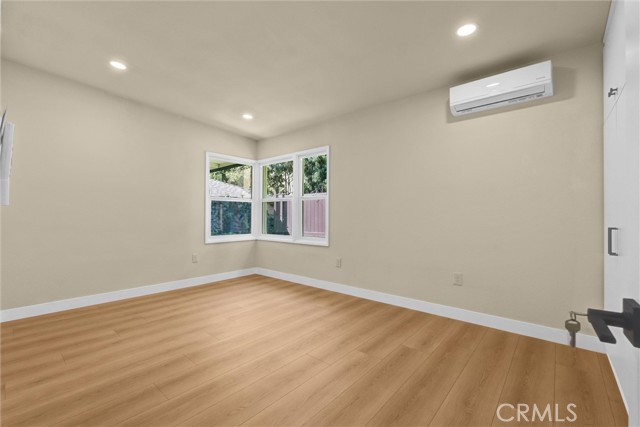 MLS #WS25240209 image #15