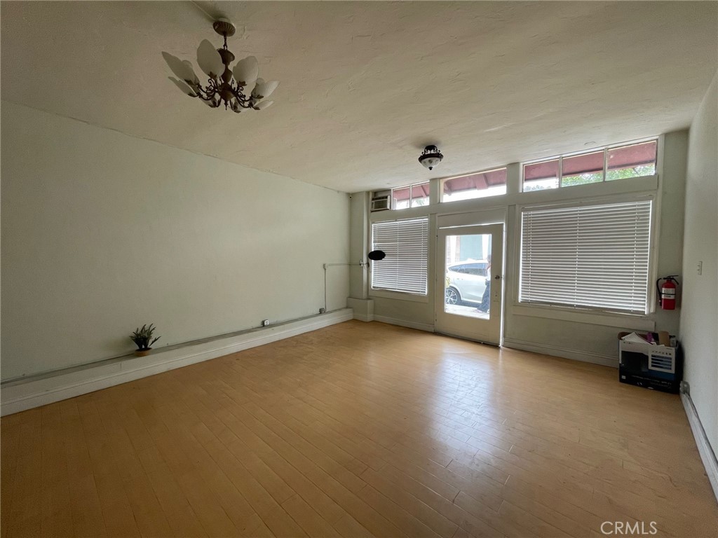 MLS #WS25240223 image #8