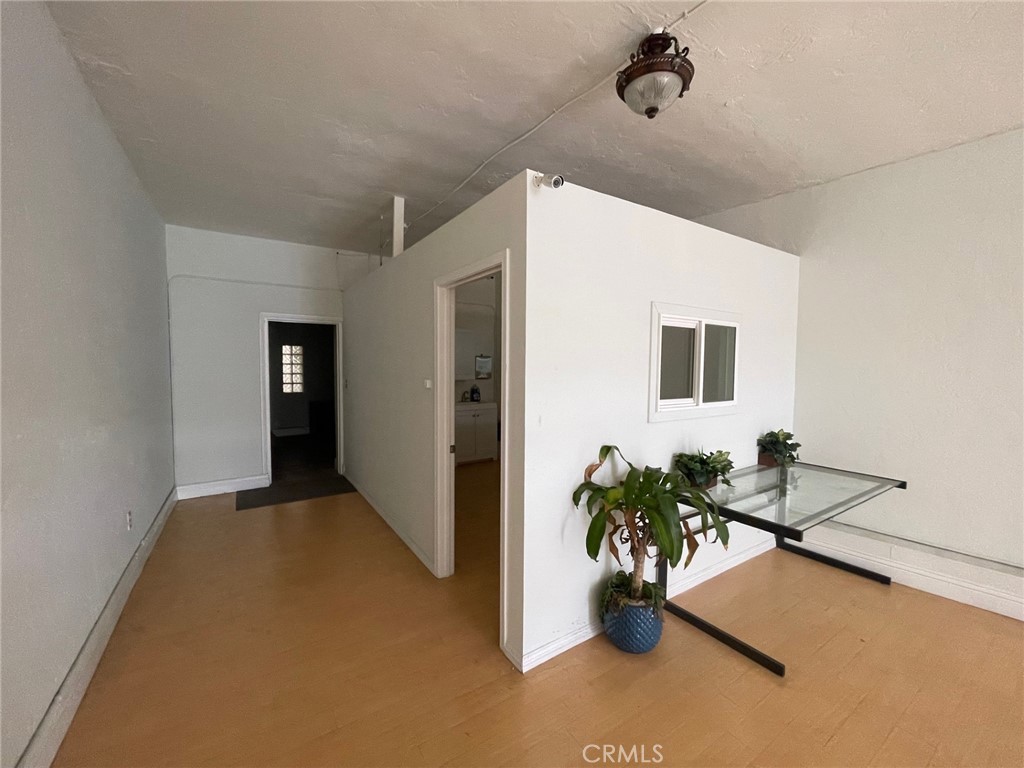 MLS #WS25240223 image #9