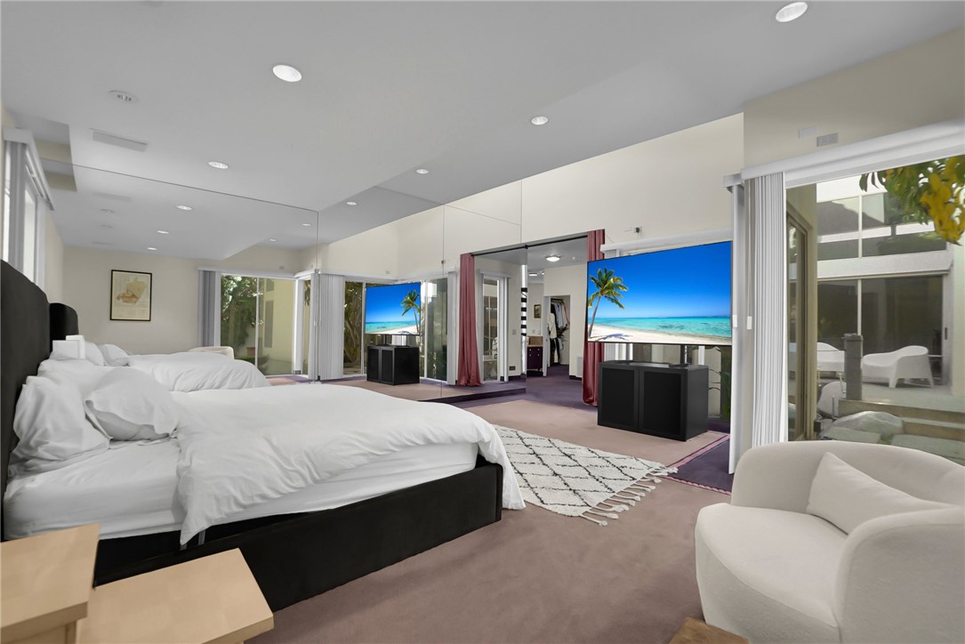 MLS #WS25240857 image #10