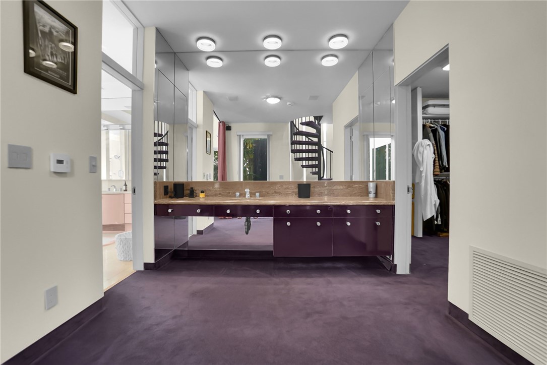 MLS #WS25240857 image #11