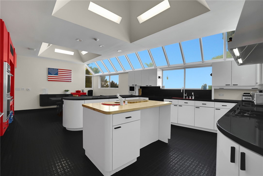 MLS #WS25240857 image #7