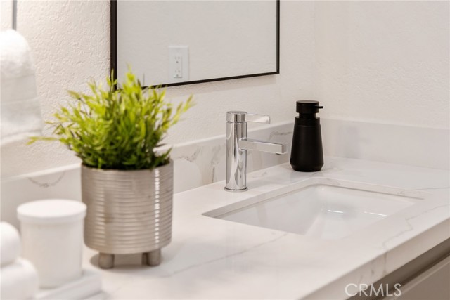 MLS #WS25241279 image #38