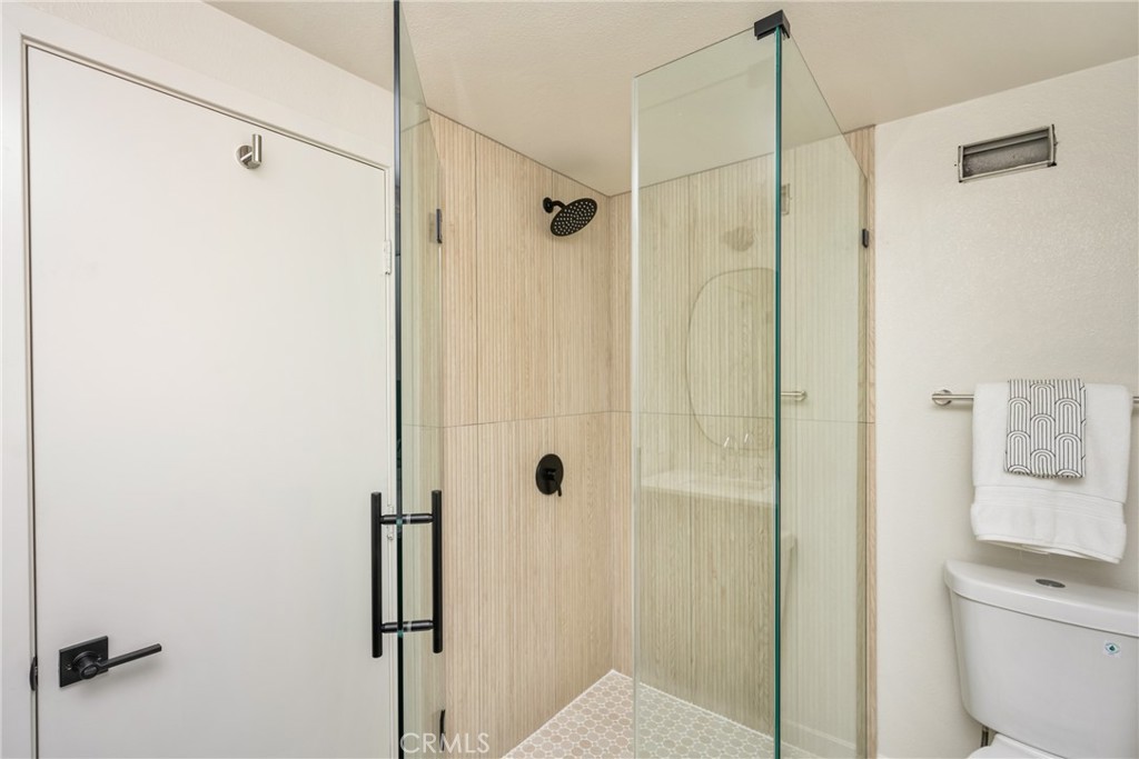 MLS #WS25241744 image #21