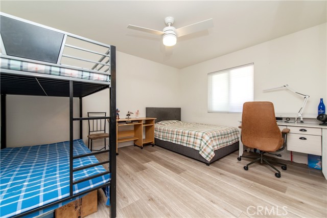 MLS #WS25241929 image #9