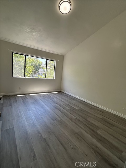 MLS #WS25242240 image #17