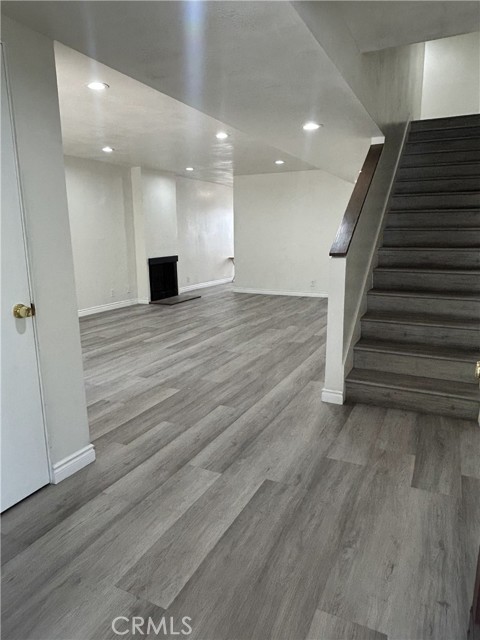 MLS #WS25242240 image #2